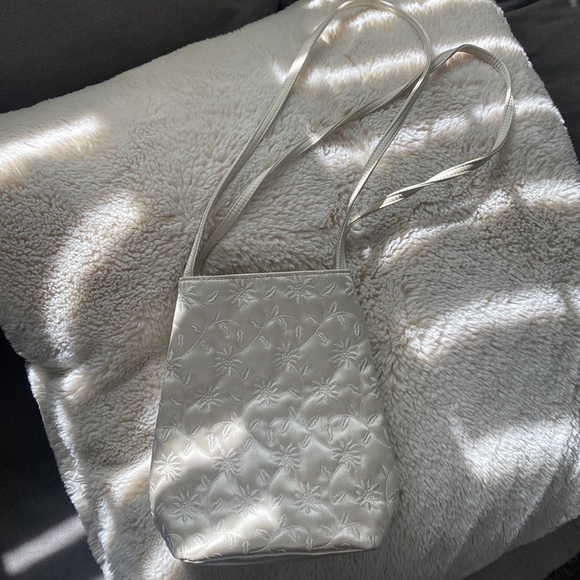 Nine West Bucket Bag - Picture 3 of 3